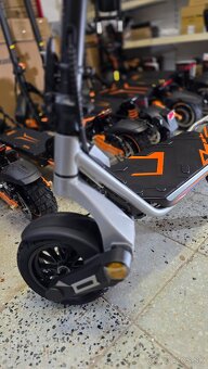 Elektrická kolobežka Kukirin A1 800W - 13