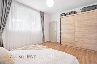 ALL INCLUSIVE | NA PREDAJ 4-IZBOVÝ RD (ČASŤ DVOJDOMU), VEĽKÉ - 13