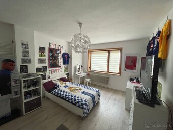 Rodinný dom s bazénom vo Veľkej Lehôtke - 13