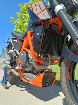 KTM Duke 690 - 13