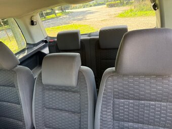 Volkswagen Touran 1.9 TDi 7-miestne Facelift - 13