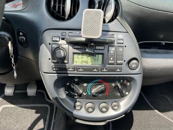 Predám FORD StreetKA - 13