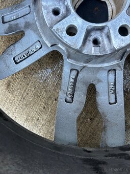 Originál BMW disky R20 styling 434M na zimných pneu - 13