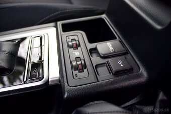 Land Cruiser 2.8 D, 4x4, 18 126 km,WEBASTO, odpočet DPH. - 13