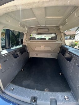 Volskwagen caddy 2013 2.0 103kw Maxi nová STK - 13