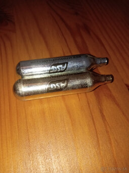 plynová pištoľ - 13
