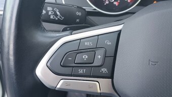 Volkswagen PASSAT - 13