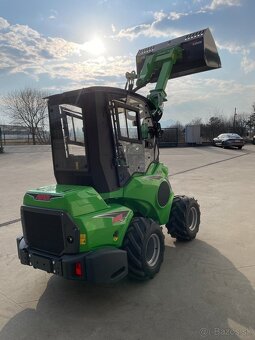 AVANT 528 s kabínou, nový - predvádzací - 13