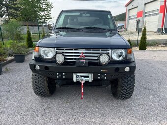 Mitsubishi Pajero 3.5 GLS A/T AB A/C LED - 13