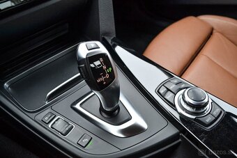 BMW Rad 3 320d xDrive Sport Line A/T. - 13