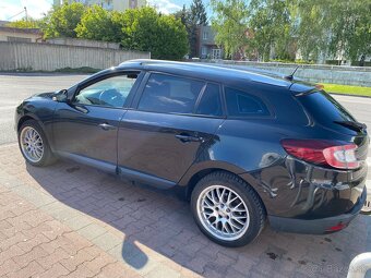 Renault Megane 1.5 dCi - 13