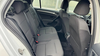 Volkswagen Golf e - 13