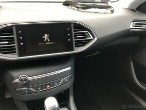 Peugeot 308 1.2 i 81 kW r.v.2018 95 000 km ČR+1.majitel - 13