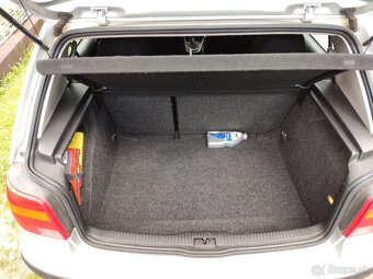 Golf 4 1.4 16V 55kW 244 661 km - 13