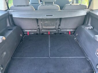 Volkswagen Touran 1.9 TDI, 7 Miestny - 13