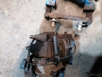 Brzdové strmene bmw e39 e46 e53 e60 e70 - 13