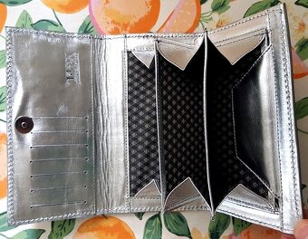 luxusný opasok, okuliare Ray-BAN,....kožené peňaženky - 13