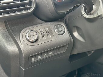 Opel Combo-e Elegance plus, dlhý, 7 miestny - 13