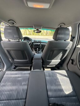 BMW 118i - 13