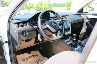 Škoda Octavia Combi 2.0 TDI Business - 13