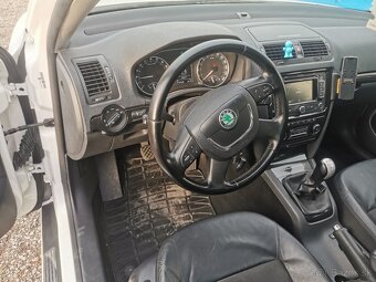 Skoda octavia 2 combi 2.0tdi manual 4x4 - 13