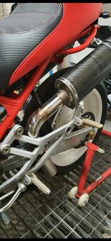 Ducati Monster 750 - 13
