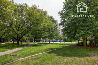 Na predaj: 2 izbový byt 52 m², Školská,  Šamorín - 13