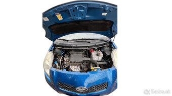 Predám Toyotu YARIS VVT-I, benzín, 1298cm3, 64 kW, KAT, 5-dv - 13