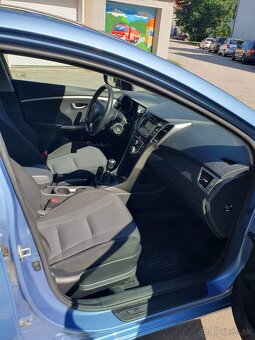 Hyundai i30 1.6i MPI DOHC CVVT Family - 13