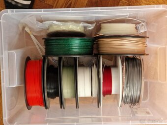 PRUSA MK3S+  (s filamentami) - 13