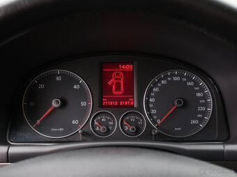 Volkswagen Touran 1.9 TDI Highline NAVI - bez DPF filtra - - 13