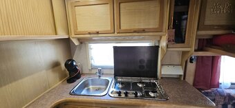 Predam karavan SPRITE SUPER 490, mover - 13