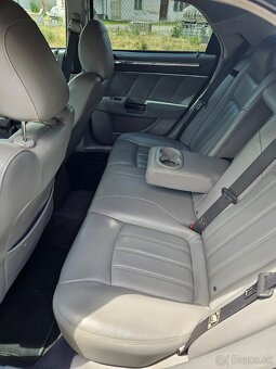 Predám Chrysler 300c 3.0CRD 2006 - 13