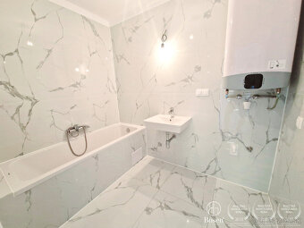 BOSEN | 3 IZB Rodinný dvojdom so záhradkou a vlastným parkov - 13