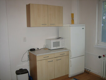 Prenájom 1 - izbový byt blízke centrum - 13