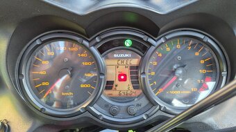 Suzuki VStrom DL 650 - 13