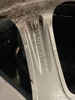 5x108 R17 7J ET49 + 235/55 R17 Toyo zimné - 13