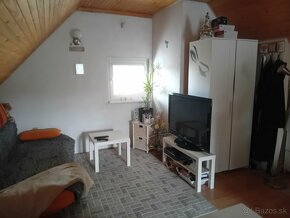 Celoročne obývateľná chata v Leviciach na predaj - kompletná - 13