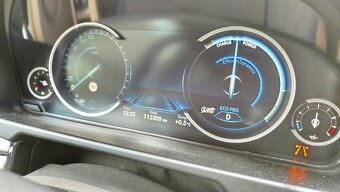BMW X5 xDrive 40d A/T - 13