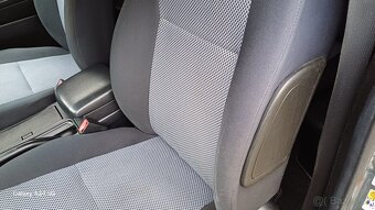 Suzuki grand vitara 1.6 benzín 3.dverova 4x4model 2009tažne - 13