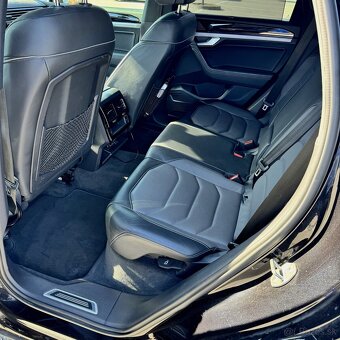 Touareg III 286k top stav ODPOČET DPH 111k km - 13