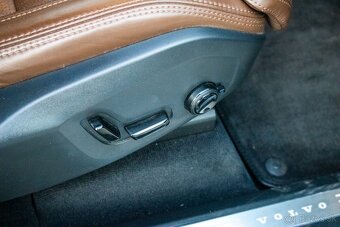 Volvo XC90 - 13