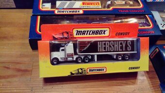 MATCHBOX TEAM CONVOY + CONVOY - 13