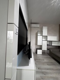 LG OLED65 C9 PLA2 - 13