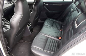 Škoda Octavia Combi 2.0 TDI DPF RS DSG - 13