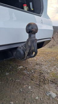 Predám VW Touran Comfortline 2.0 Tdi 110kW - 13