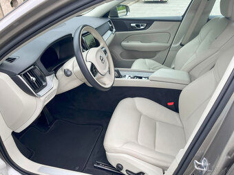 99tis.km Volvo V60 CROSS COUNTRY AWD A/T 2.0l 145KW - 13