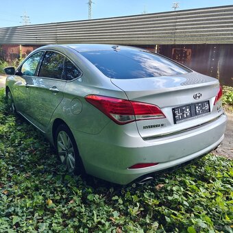 Hyundai i40 sedan 1.7 crdi 100kw automat - 13
