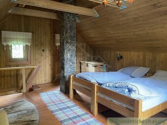 Kanadský zrub pod lesom neďaleko Košíc - 13