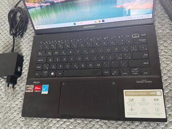 ASUS Zenbook 14 OLED UM3402YA, perfektný stav + obal - 13